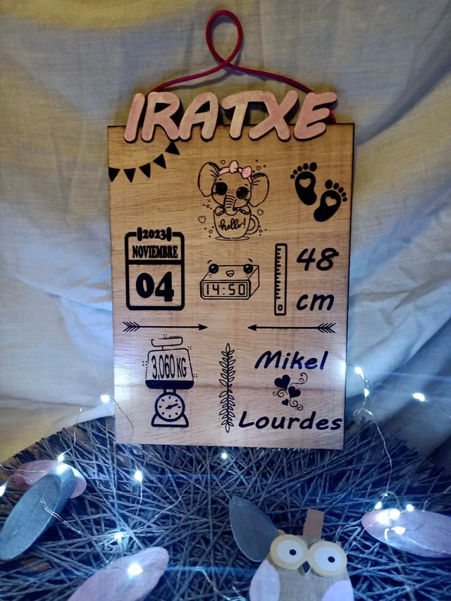 Vista 4 de Recuerdo de nacimiento personalizado