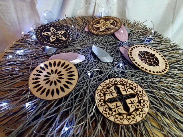 Fotografía de Posavasos geométricos
