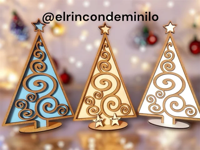 Fotografía de Arbolitos de Navidad en capas