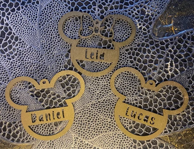 Otra vista de Bolas de Navidad personalizadas en MDF de 3 mm