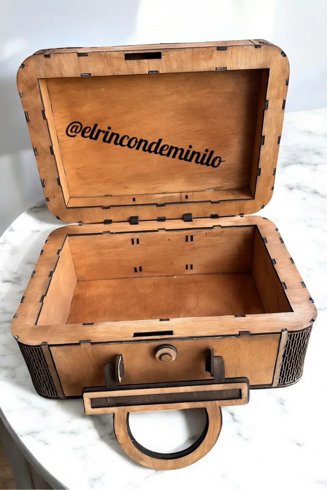 Vista 4 de Caja maleta en MDF de 3 mm
