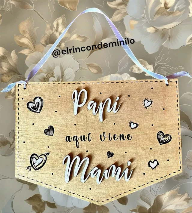 Fotografía de Cartel «Papi, aquí viene Mami»