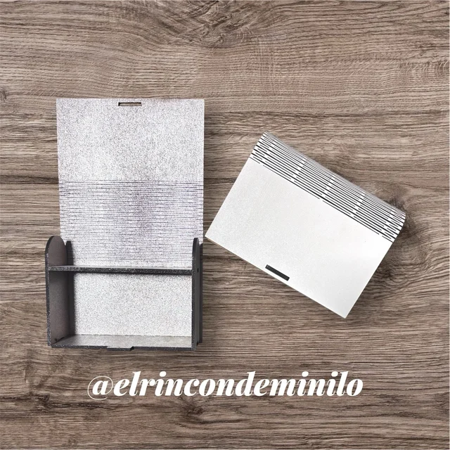 Caja con forma de libro personalizada en MDF de 3 mm - fotografía del artículo