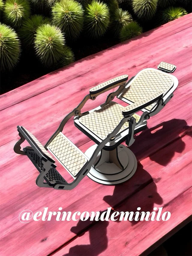 Vista 2 de Sillón de barbero en miniatura